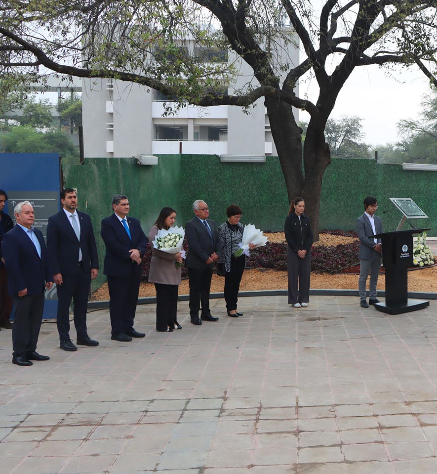 La comunidad del Tecnológico de Monterrey conmemoró el aniversario luctuoso de Jorge y Javier con una ceremonia en su memoria, reafirmando su compromiso con la memoria, la justicia y la comunidad.